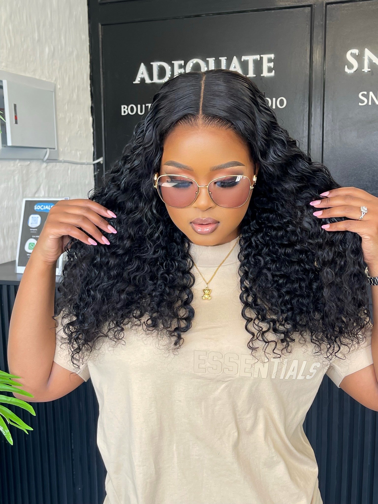 22” Vietnamese 5X5 Curly Unit