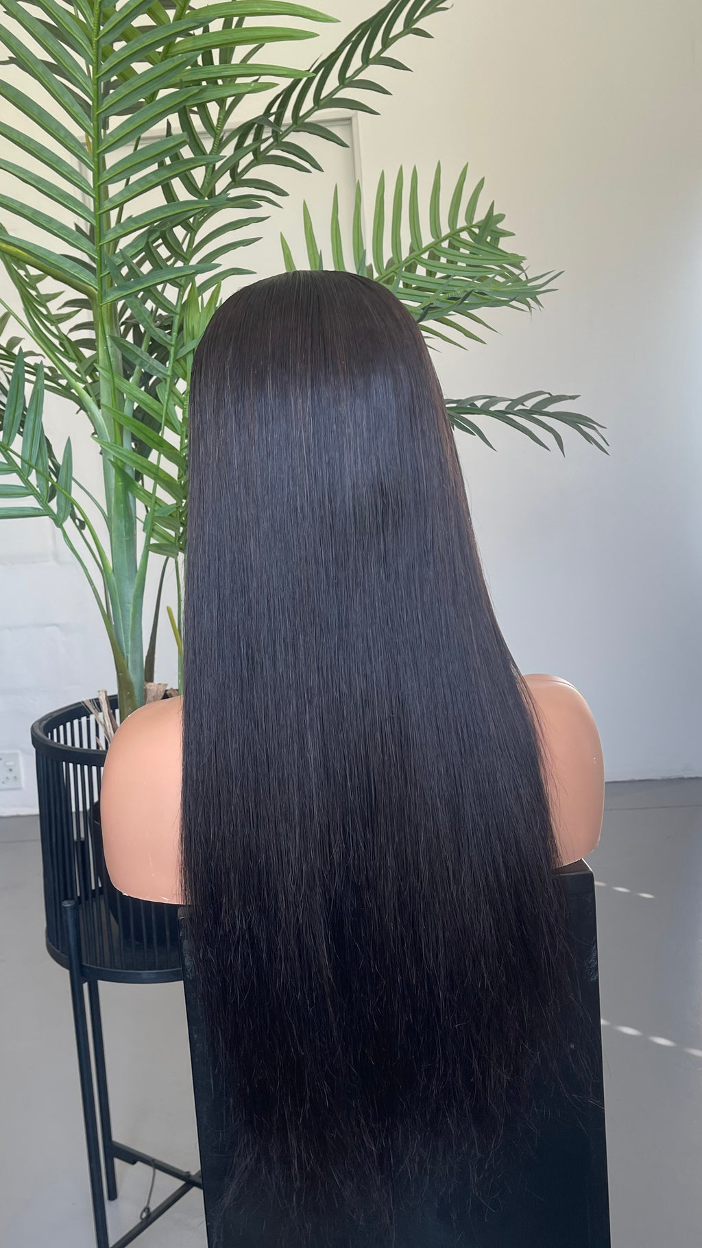 22” Straight frontal HD Unit - SAMPLE WIG