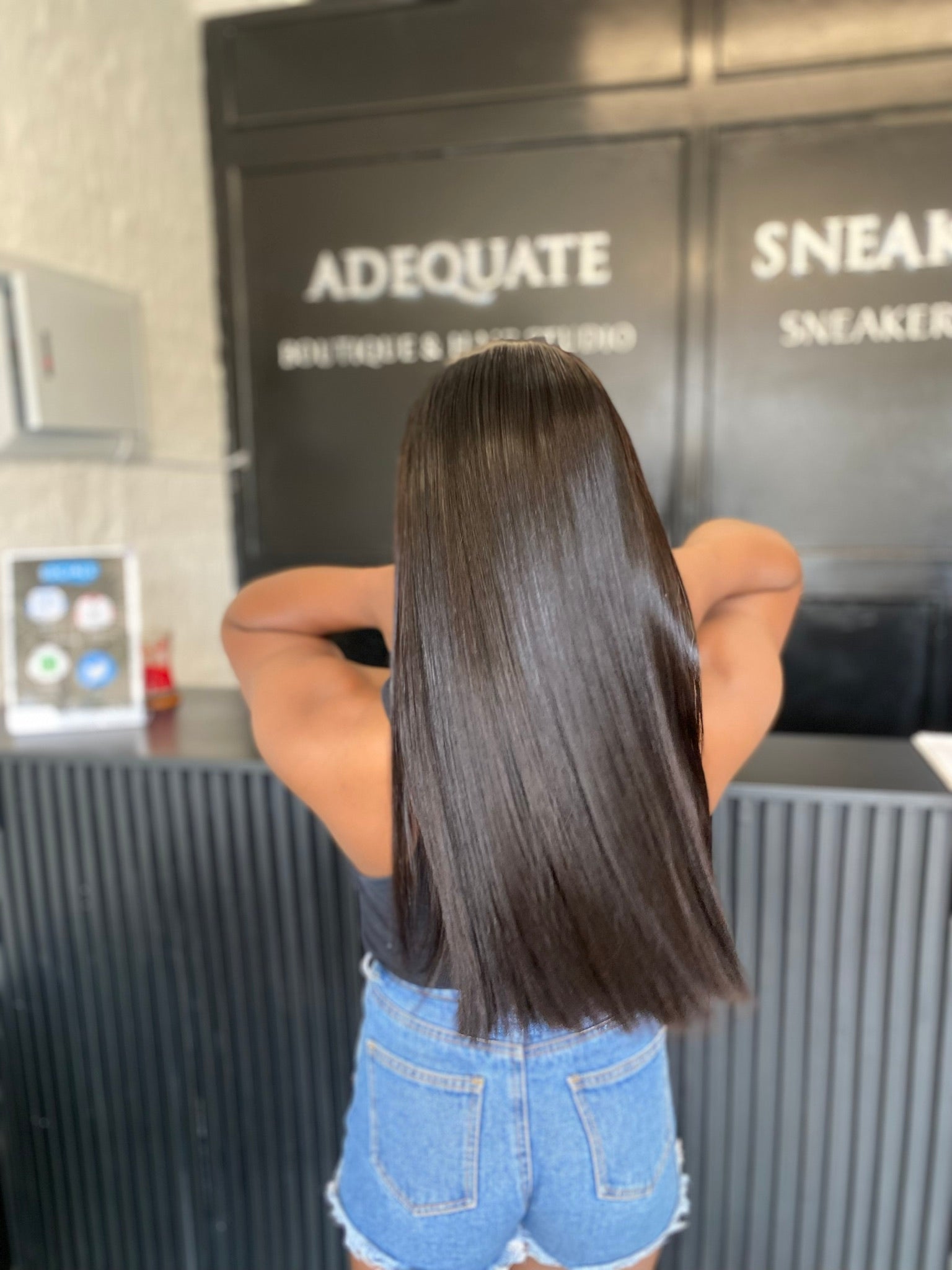 24” Sleek frontal Unit