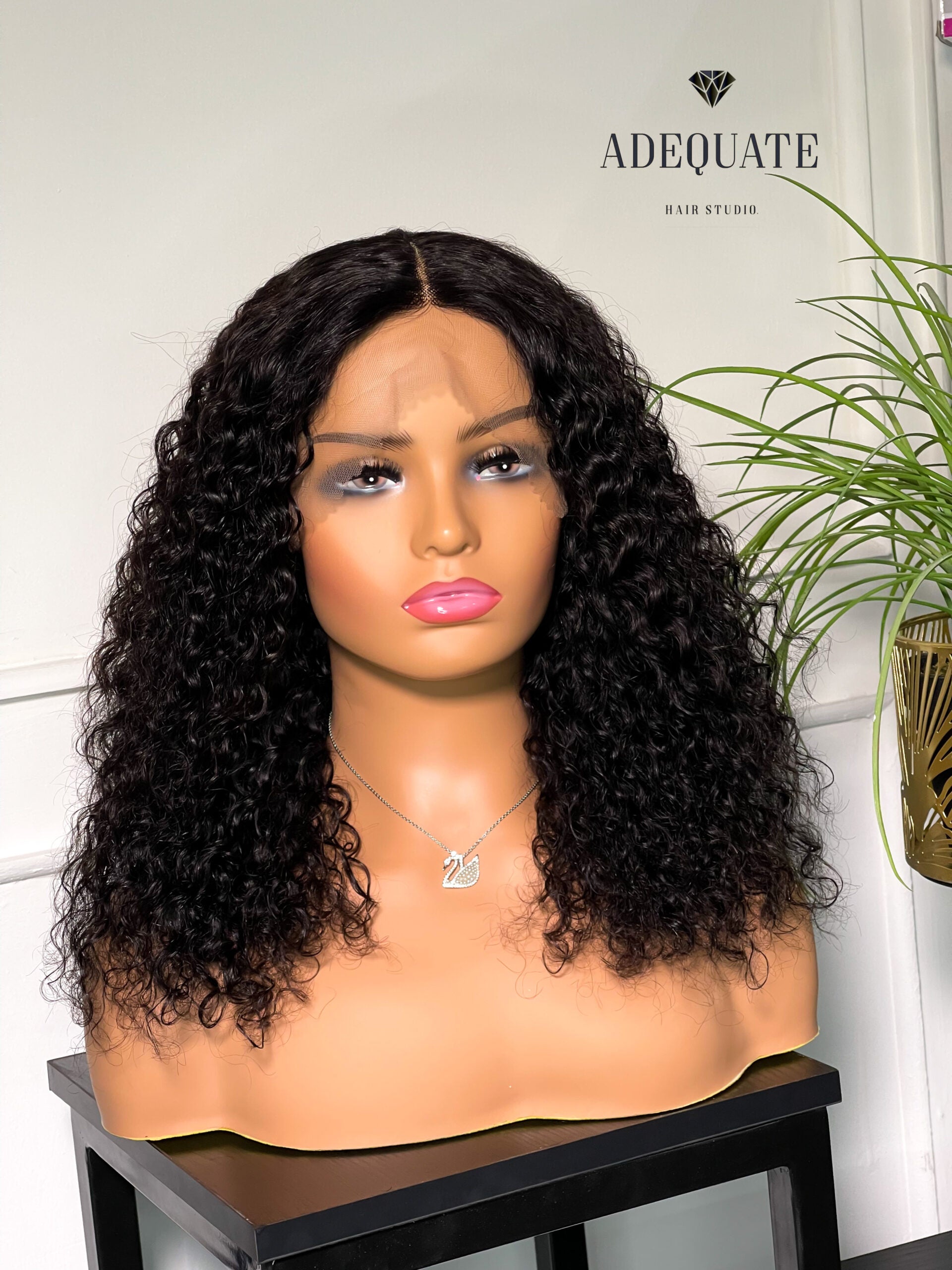 18" Jerry Curl- The Queen Wig