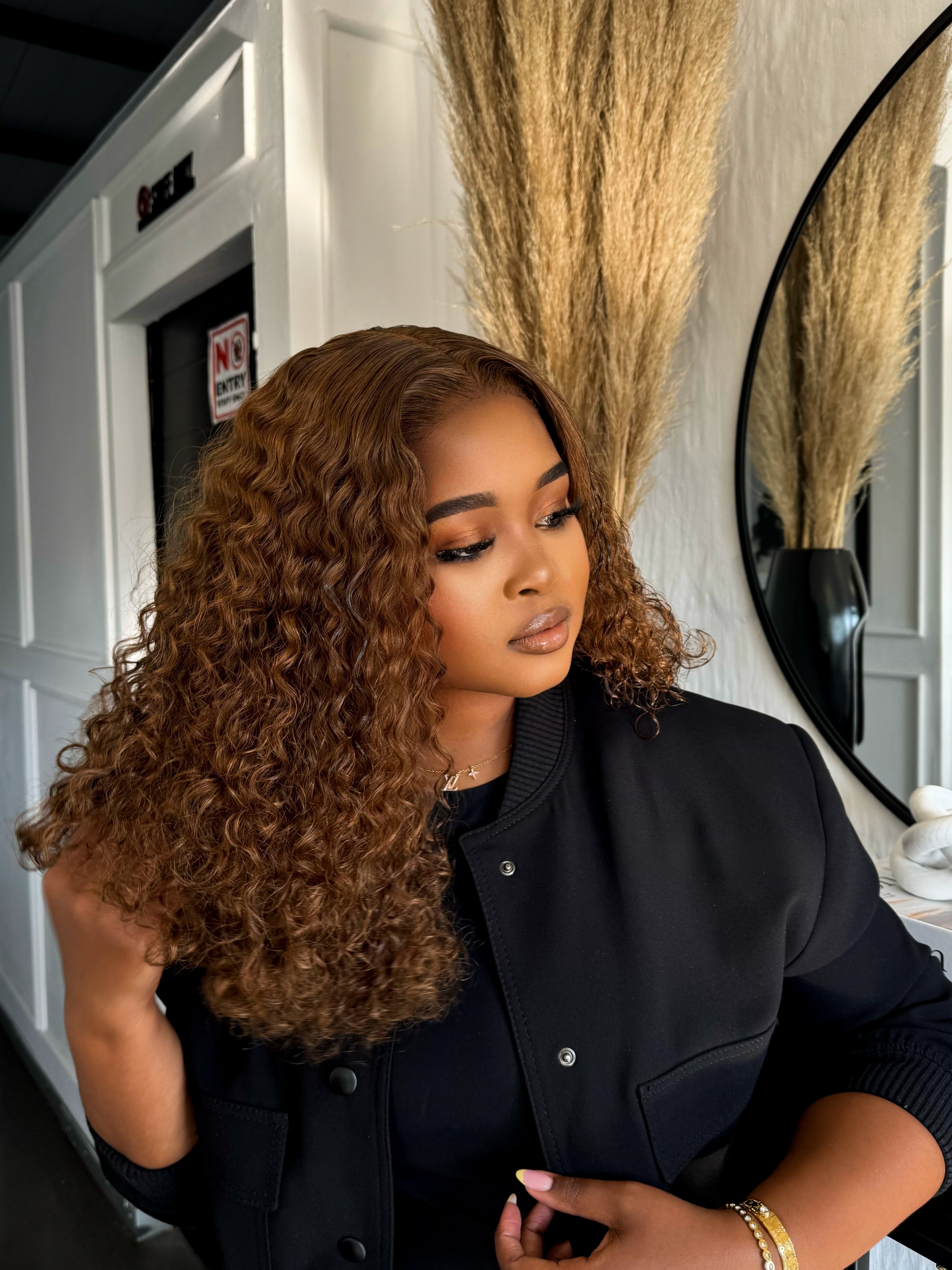 18” Caramel blonde Glueless Unit