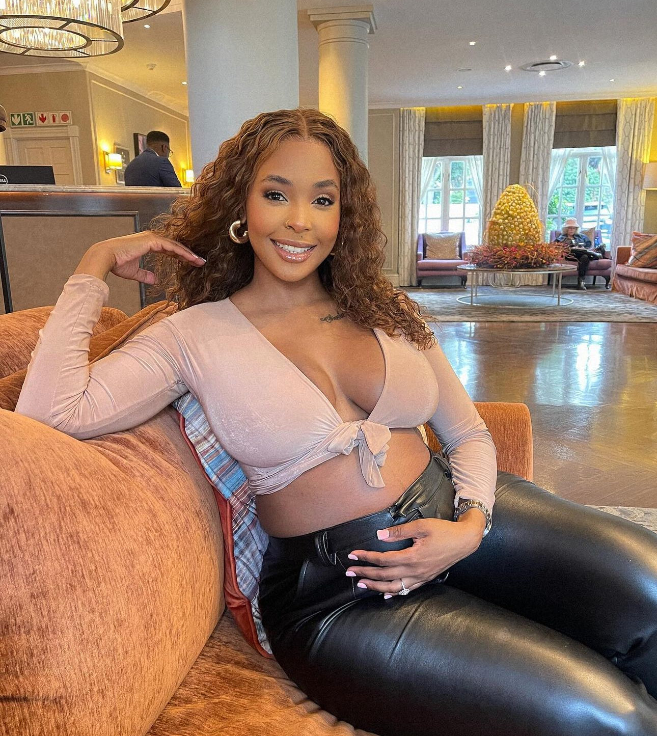 18” Goldie frontal Unit